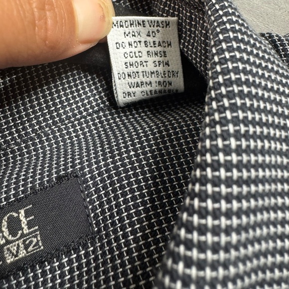 VERSACE Classic V2 Men’s Button Down Long Sleeve - Picture 7 of 10